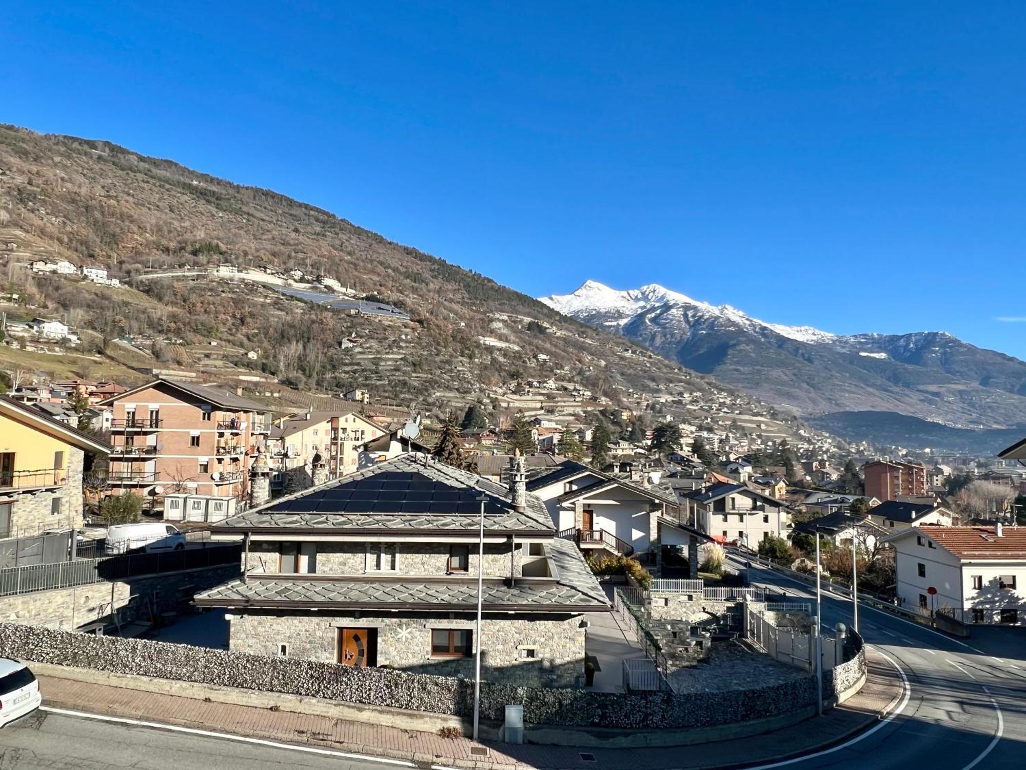 Beau Soleil Apartment Aosta Luaran gambar